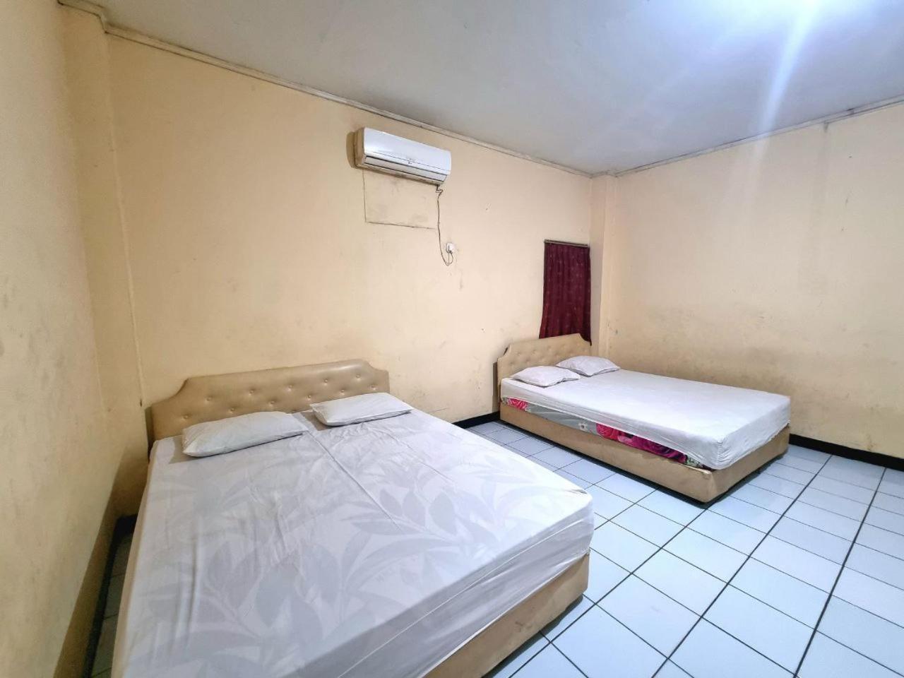 Hotel Harapan Jaya Jakarta Exteriör bild