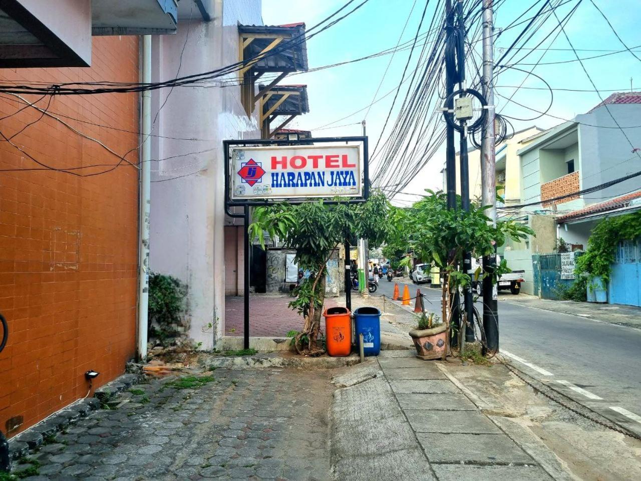 Hotel Harapan Jaya Jakarta Exteriör bild